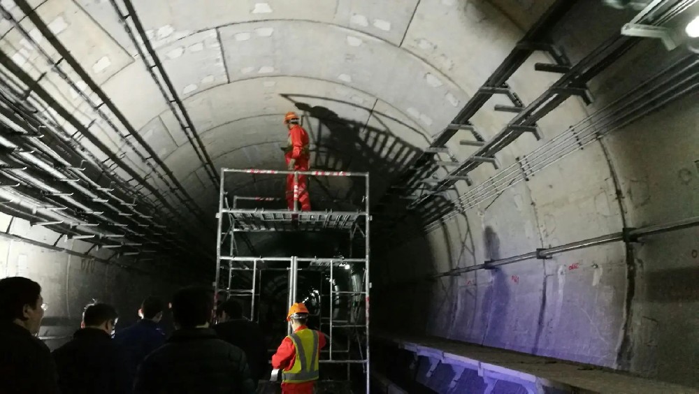 感城镇地铁线路病害整治及养护维修